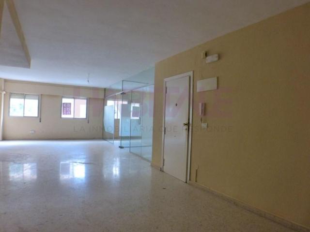 Oficina en alquiler en Alicante, Benalúa photo 0