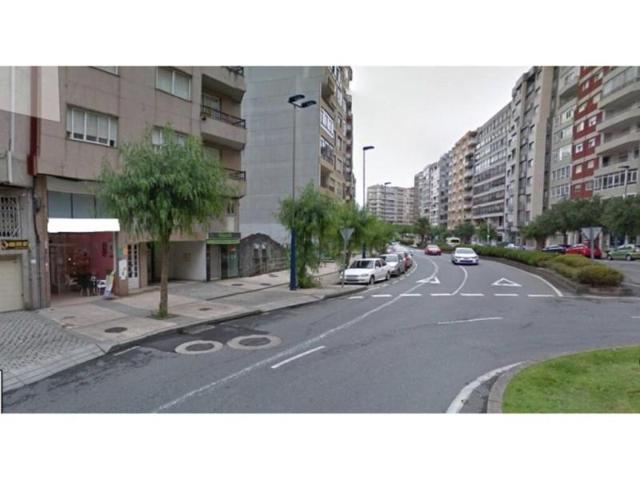 Local comercial en alquiler en Vigo photo 0