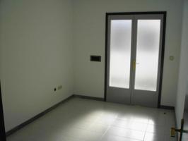 Oficina en alquiler en Figueres photo 0