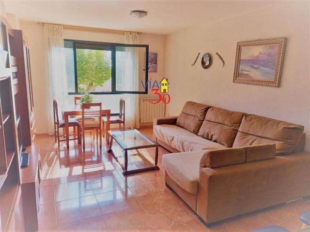 Apartamento en alquiler en Villares de la Reina, Villares De La Reina photo 0
