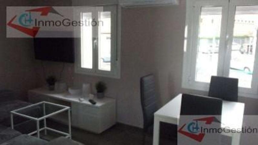 Apartamento en alquiler en Cáceres photo 0