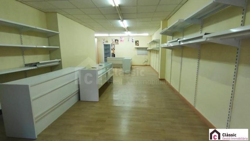 Local comercial en alquiler en Terrassa, La Maurina photo 0