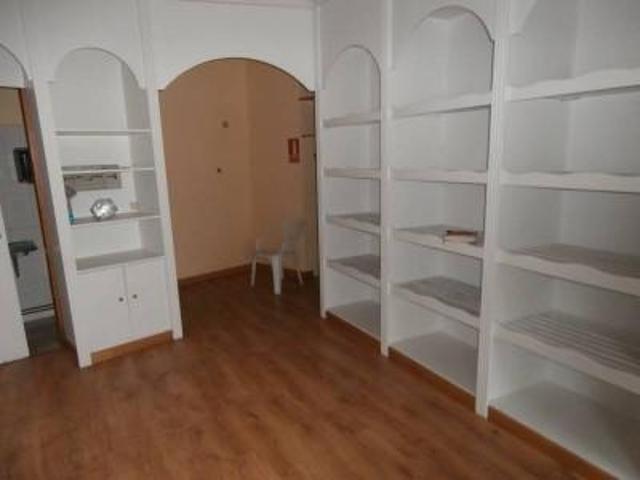 Local comercial en alquiler en A Coruña, Gaiteira-Los Castros photo 0