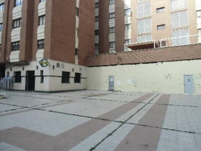 Local comercial en alquiler en Cuenca, Ctra. Valencia photo 0