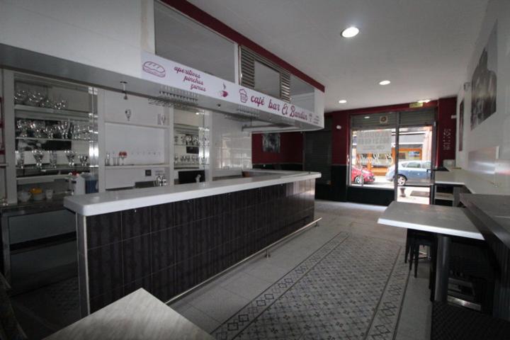 Local comercial en alquiler en Oviedo, Centro photo 0