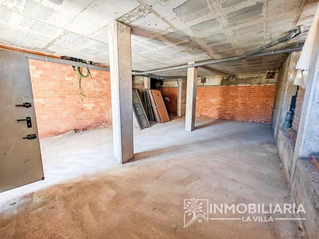 Local comercial en alquiler en Coín photo 0