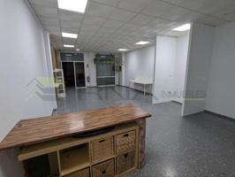 Local comercial en alquiler en Petrer photo 0