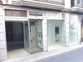 Local comercial en alquiler en Montijo, CENTRO photo 0