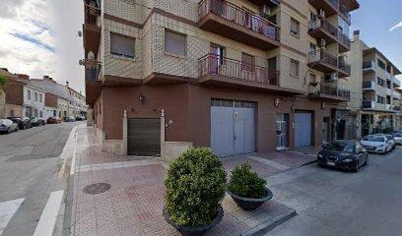 Local comercial en alquiler en Fuentes de Ebro, Calle Portal, 33, 50740 photo 0