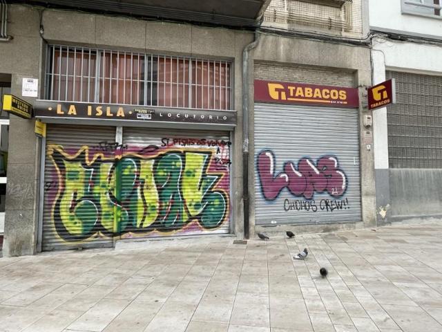 Local comercial en alquiler en Pamplona photo 0
