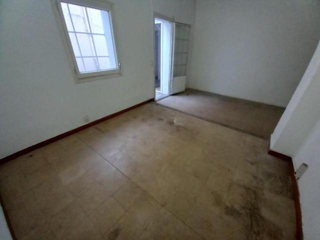 Oficina en alquiler en Barcelona, Les Corts photo 0