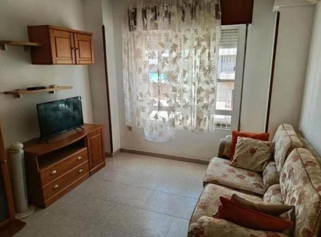 Apartamento en alquiler en Cáceres, Plaza de italia photo 0