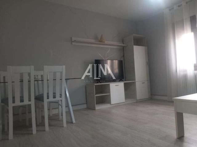 Piso en alquiler en Manzanares, Centro photo 0