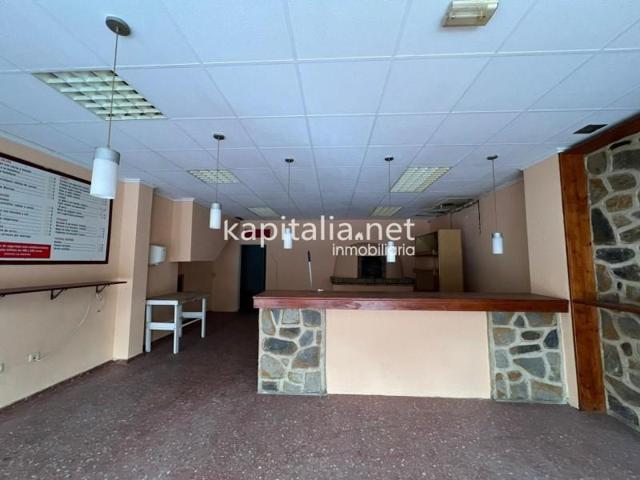 Local comercial en alquiler en Ontinyent, Sant Josep photo 0