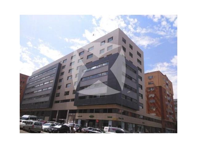 Oficina en alquiler en Badajoz, Valdepasillas photo 0