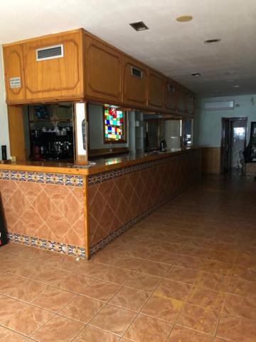 Local comercial en alquiler en León, Centro photo 0