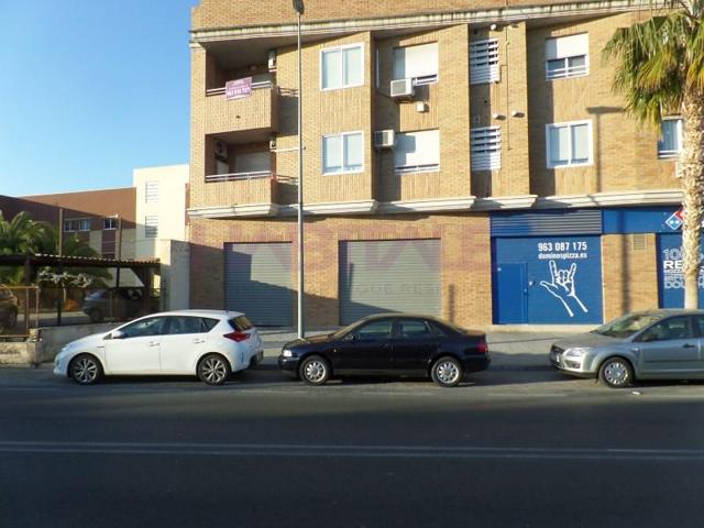 Local comercial en alquiler en Aldaia photo 0