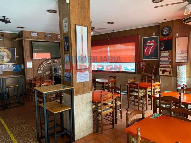 Local comercial en alquiler en Navalmoral de la Mata photo 0