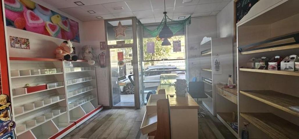 Local comercial en alquiler en Granada, Cervantes photo 0