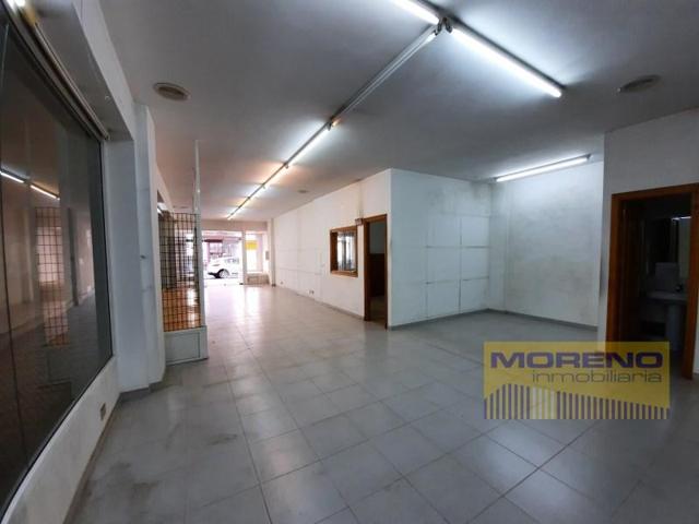 Local comercial en alquiler en Sarria photo 0