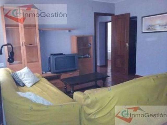 Apartamento en alquiler en Cáceres photo 0