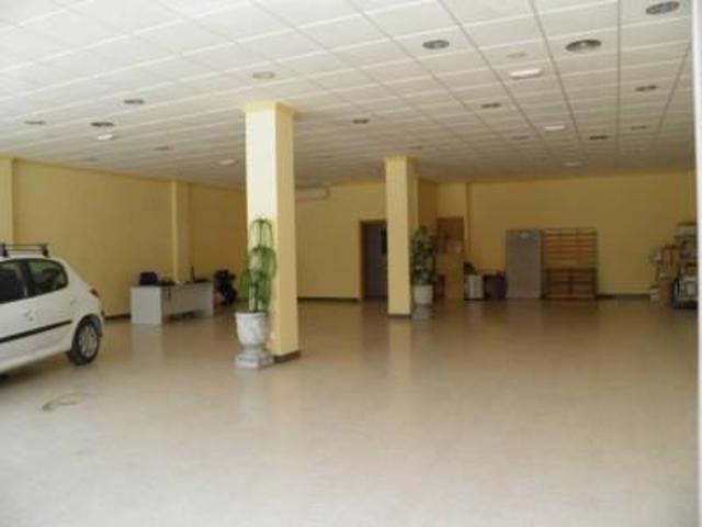 Local comercial en alquiler en Loja, Avda. Andalucia photo 0