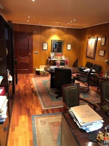 Oficina en alquiler en León, Centro photo 0