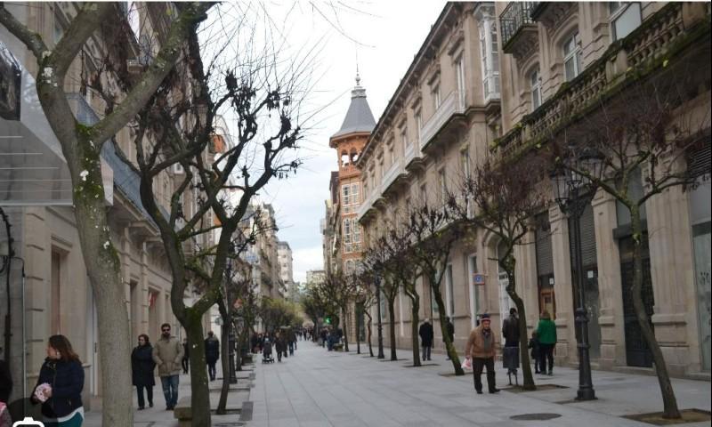 Oficina en alquiler en Ourense, Rúa do Paseo, 32003 photo 0