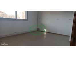 Oficina en alquiler en Figueres photo 0