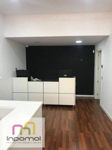 Local comercial en alquiler en Badajoz, Valdepasillas photo 0