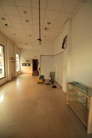 Local comercial en alquiler en Badajoz, María Auxiliadora photo 0