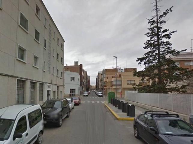 Local comercial en alquiler en Amposta, Institut photo 0