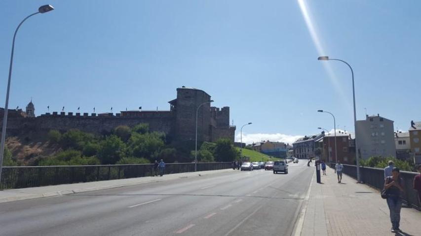 Local comercial en alquiler en Ponferrada, Alta photo 0