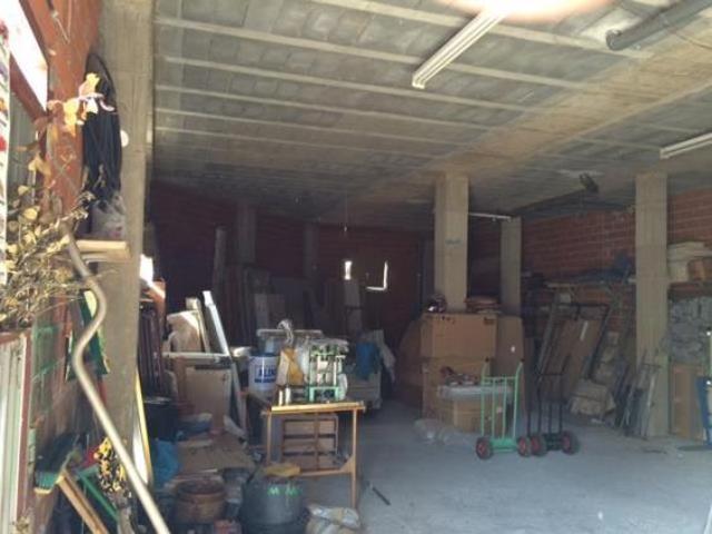 Local comercial en alquiler en Ponferrada, Fuentes nuevas photo 0