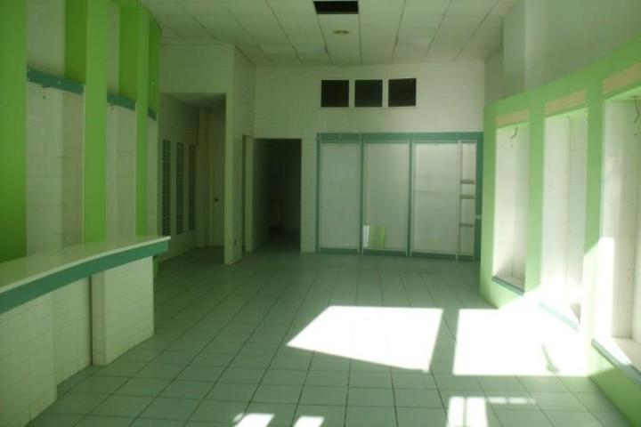 Local comercial en alquiler en Ontinyent, Sant Josep photo 0