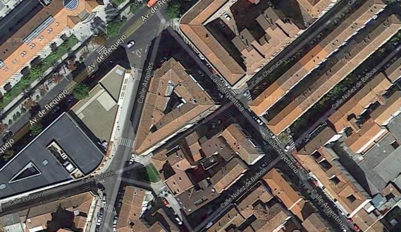 Local comercial en alquiler en Zamora, Campus photo 0