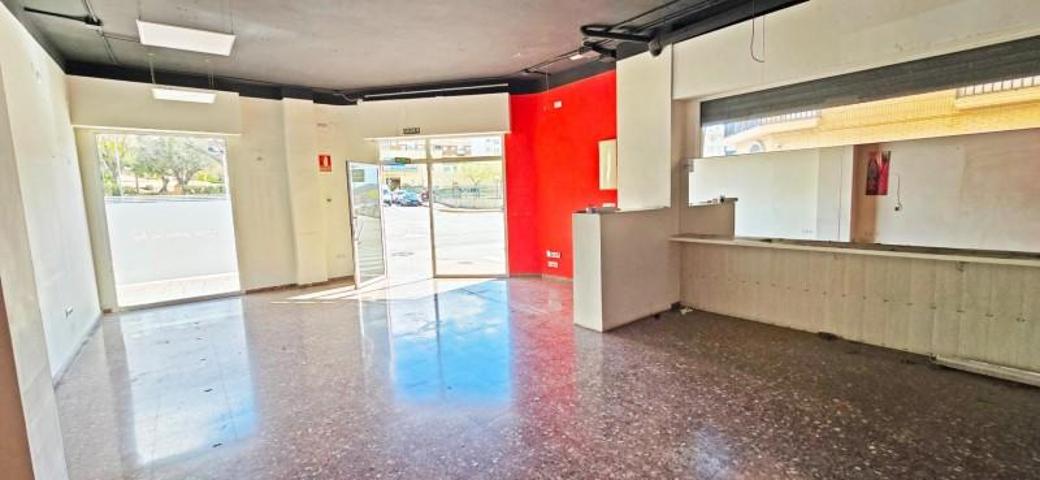 Local comercial en alquiler en Petrer, El Campet photo 0