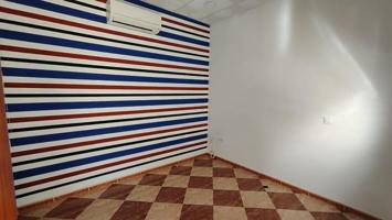 Local comercial en alquiler en Puente Genil, TROPEZON photo 0