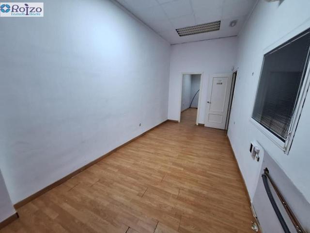 Local comercial en alquiler en Torrijos, Centrico photo 0