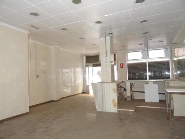 Local comercial en alquiler en Cartagena, San Ginés photo 0