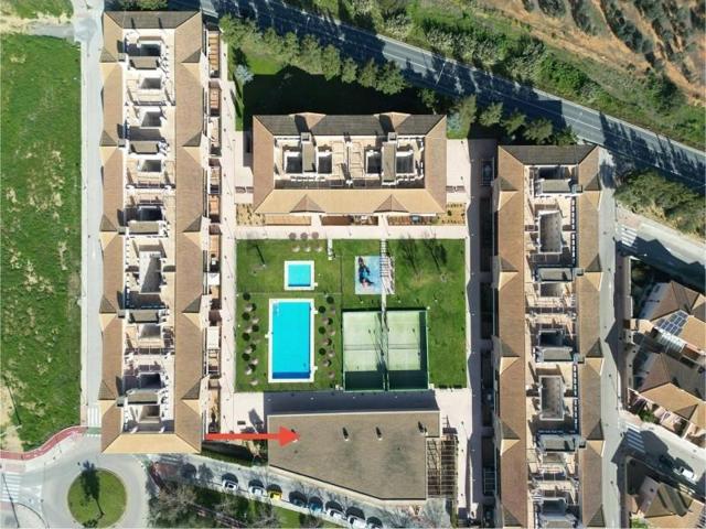 Local comercial en alquiler en Utrera, Consolación photo 0