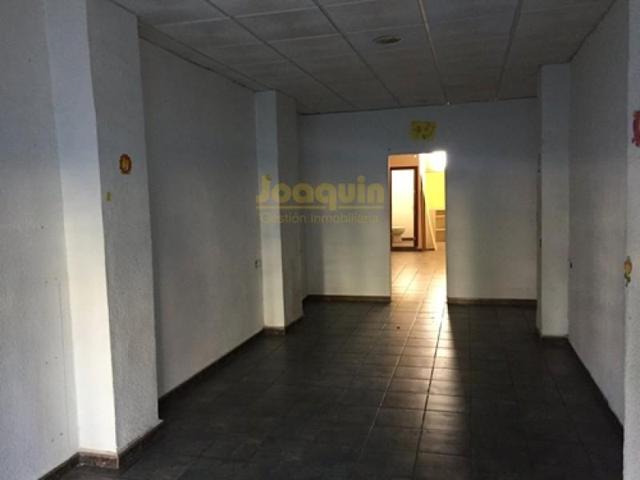 Oficina en alquiler en Córdoba, Carlos III photo 0