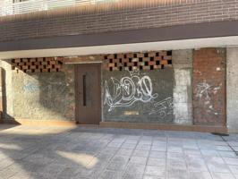 Local comercial en alquiler en Vigo, Traviesas photo 0