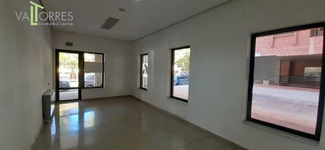 Local comercial en alquiler en Teruel, Ensanche photo 0