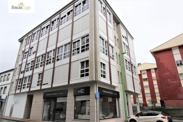 Local comercial en alquiler en Lugo, Ramón Ferreiro photo 0