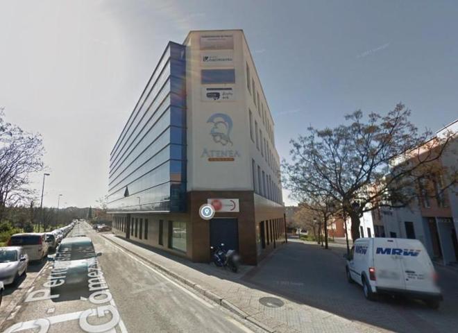 Oficina en alquiler en Granada, Parque almunia photo 0