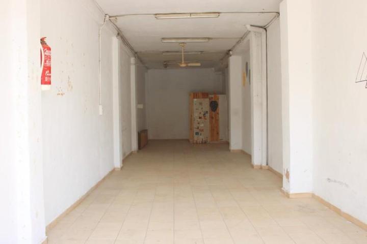 Local comercial en alquiler en Oliva, Oliva photo 0