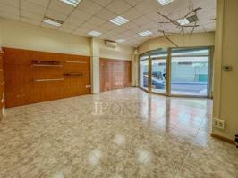 Local comercial en alquiler en Móra d'Ebre, Mora d`Ebre photo 0