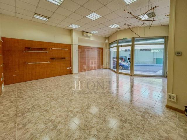 Local comercial en alquiler en Móra d'Ebre, Mora d`Ebre photo 0