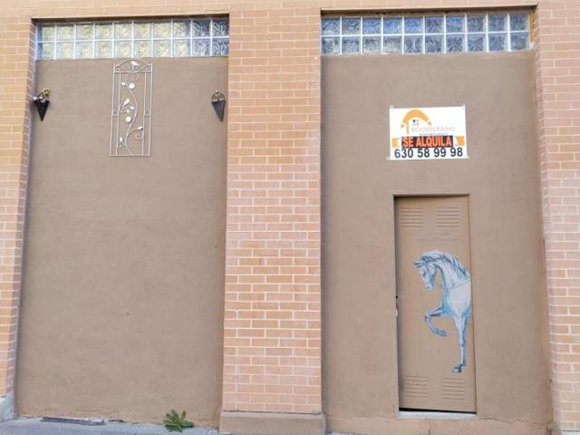 Local comercial en alquiler en Pamplona, San Jorge photo 0